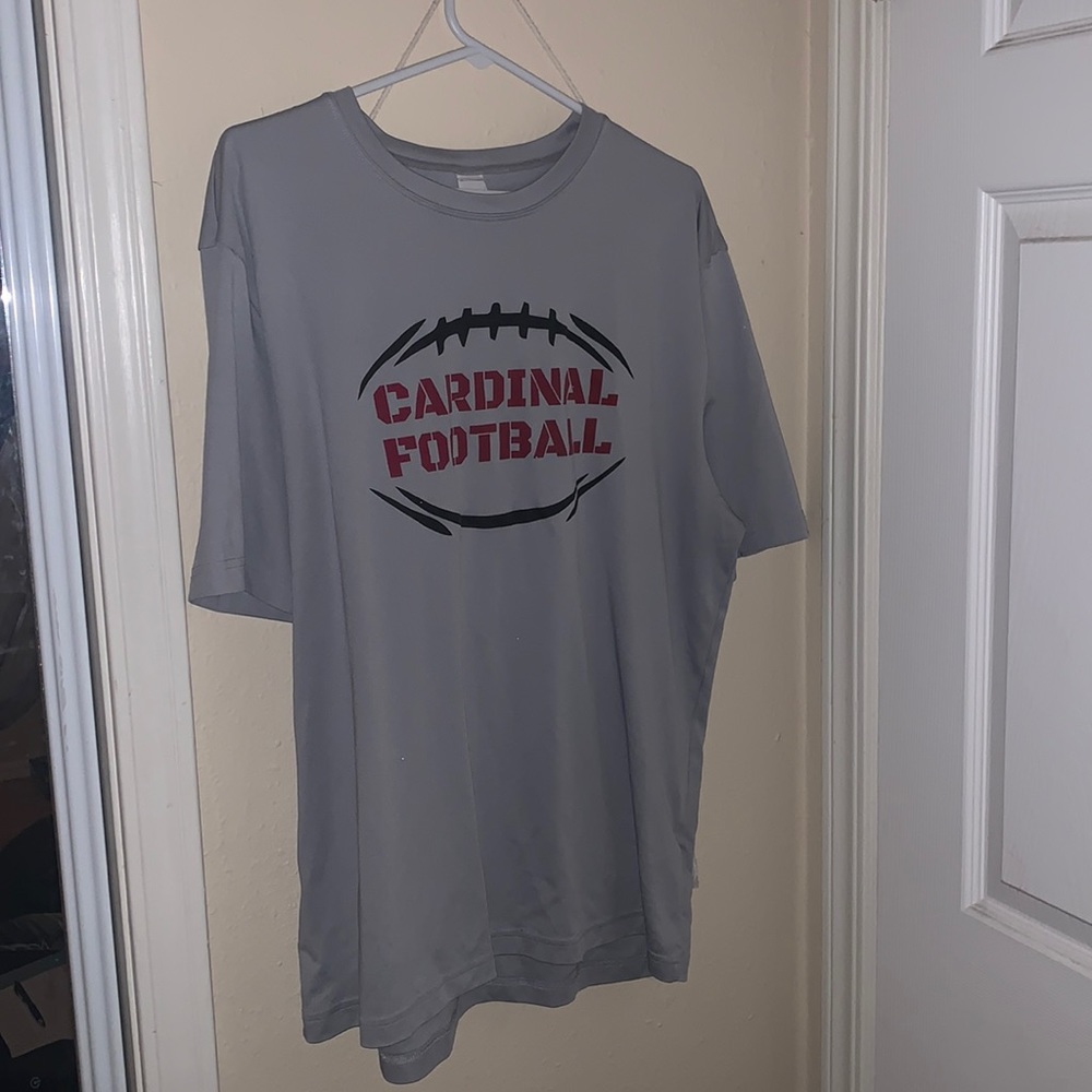 Athletic tee